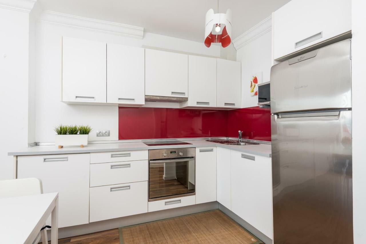 Apartamento de 53 m2 com 2 quarto Alcanada Exterior foto
